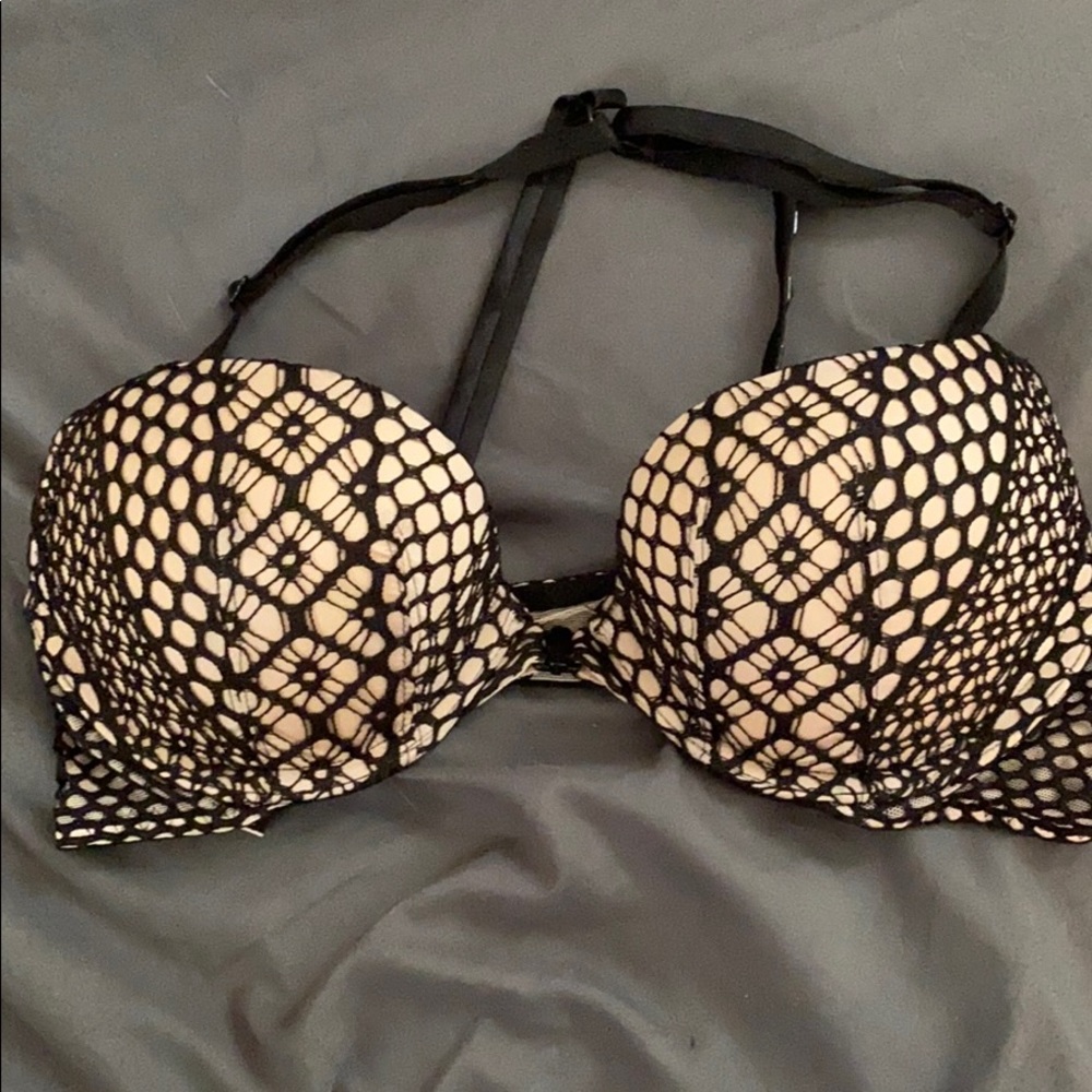 Victoria’s Secret very sexy push up bra 32A